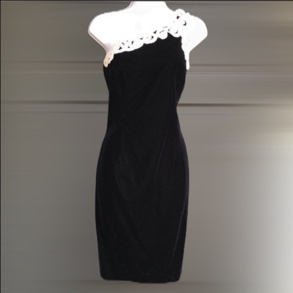 Vintage Jessica McClintock Black Velvet Dress with Pearls - Picture 1 of 8